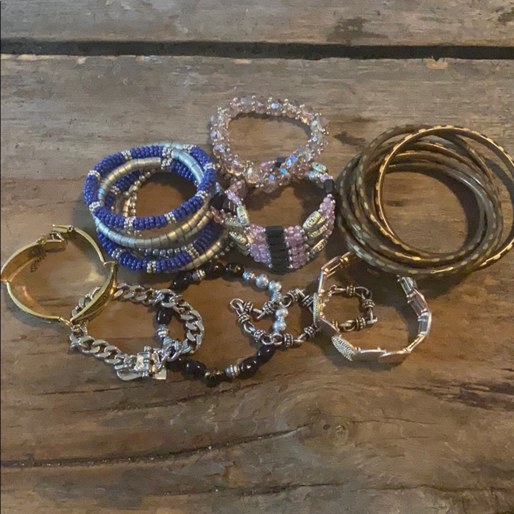 Lot of 9 bracelets